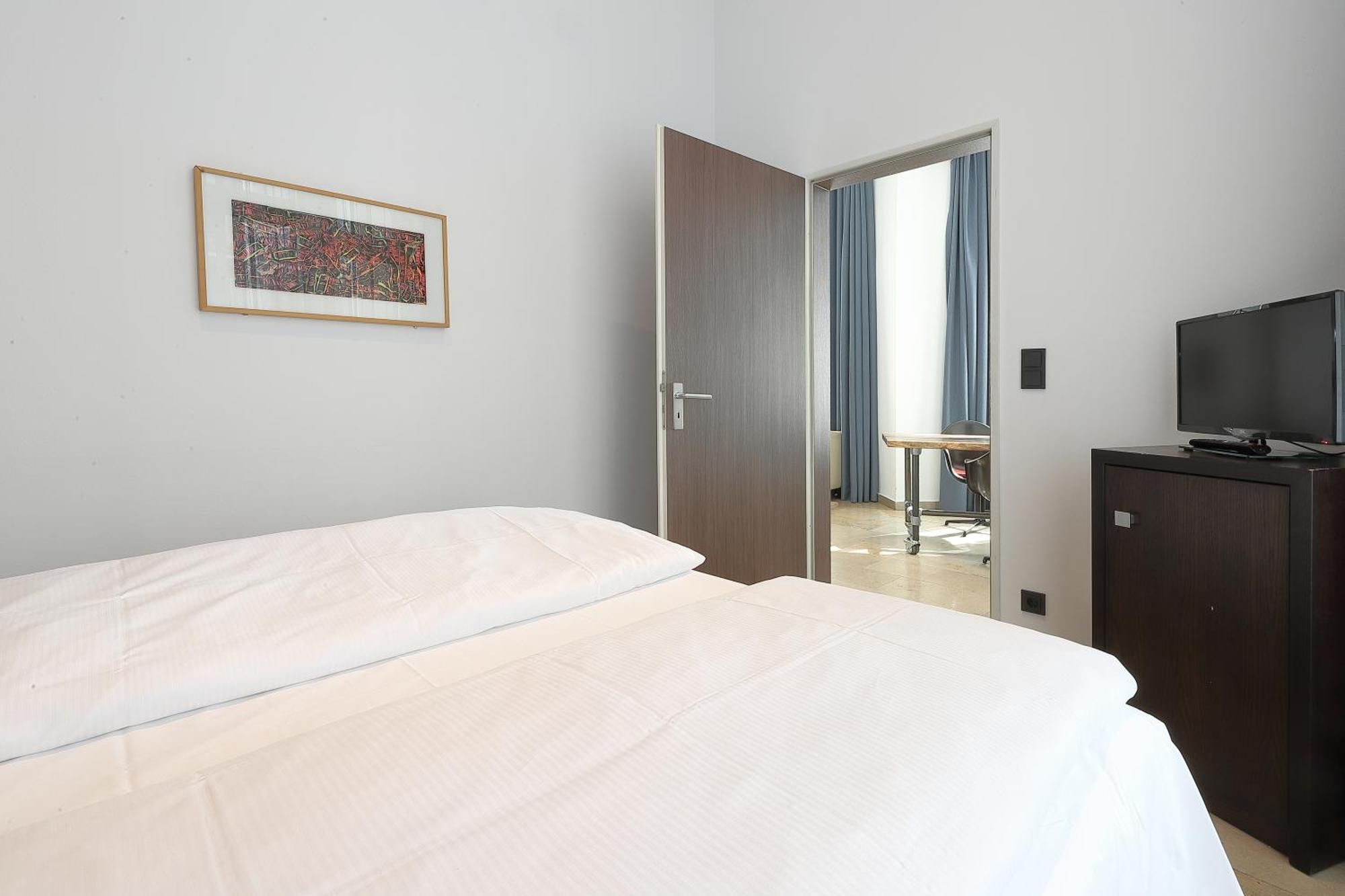 Devin Art Hotel Dusseldorf Exterior photo